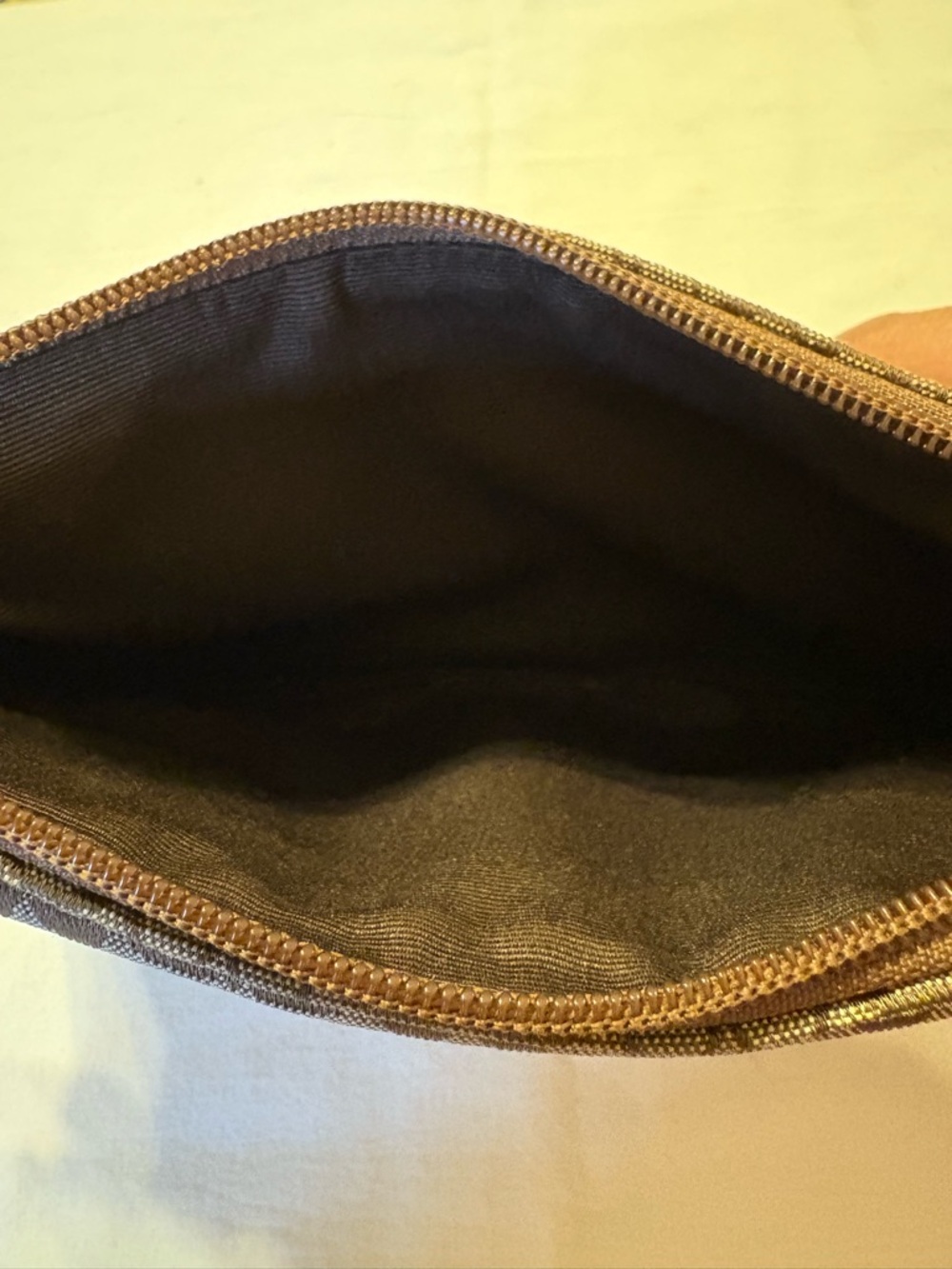 Coach Soho Mini C Signature Canvas Buckle Wristlet - Picture 4 of 4